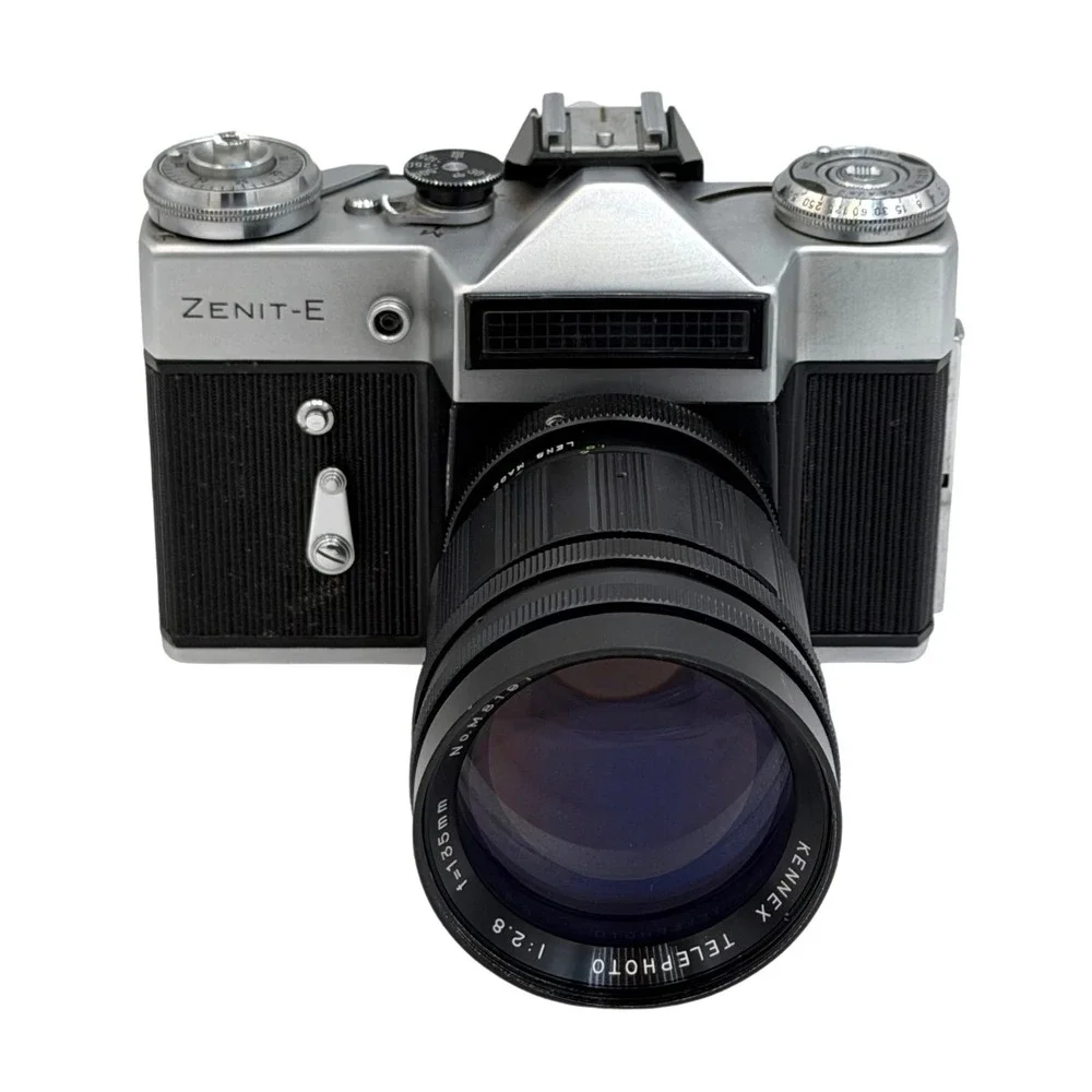 Zenit-E 35mm Film SLR Camera W/ Kennex Telephoto 135mm f2.8 Lens Vintage Silver